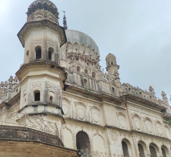 Bahu Begum Ka Maqbara
