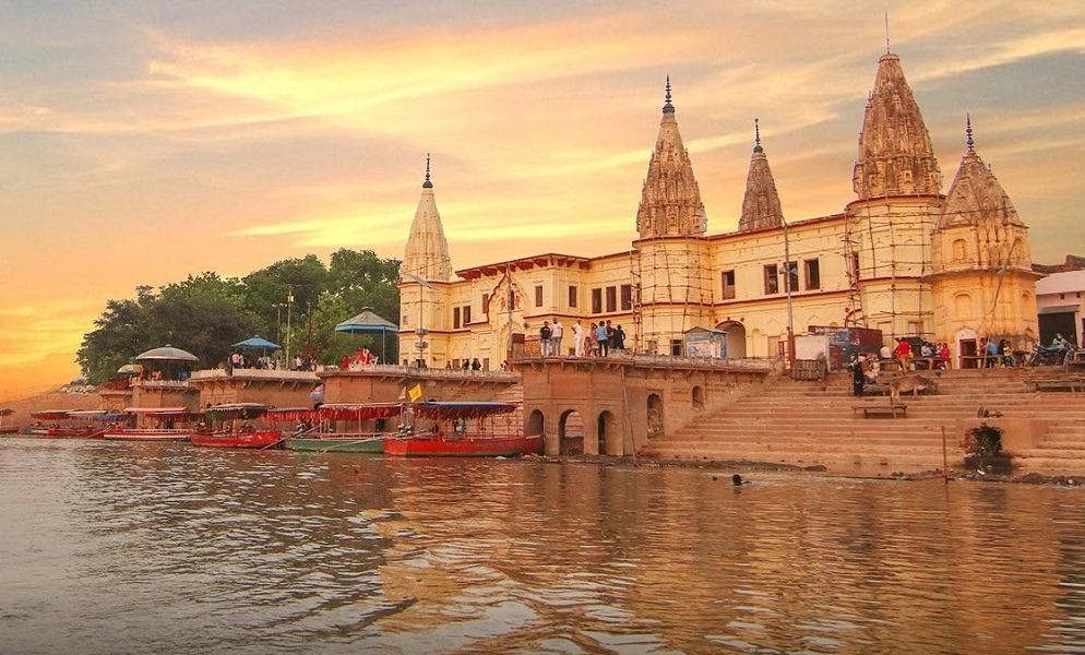 Hotel Room Near Guptar Ghat Ayodhya